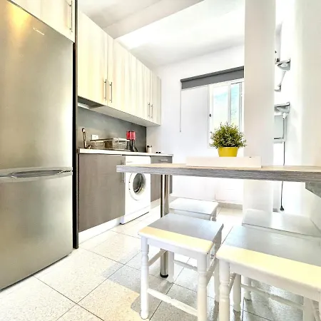 Studio Apartment, Freewifi, Great View From Terrace *