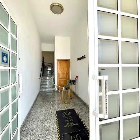 Studio Apartment, Freewifi, Great View From Terrace 公寓 *